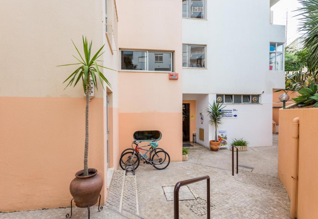 Squash Rocha Suite Beach Apartment Portimão Exteriör bild